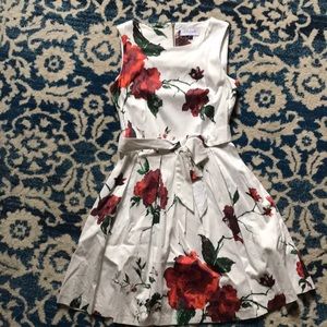 🍂 Floral fall dress Closet brand